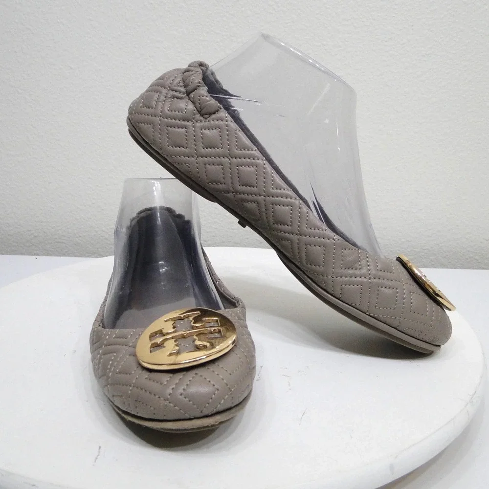 Tory Burch Minnie Travel Ballet Flats Quilted Leather Taupe Grey Gold Logo